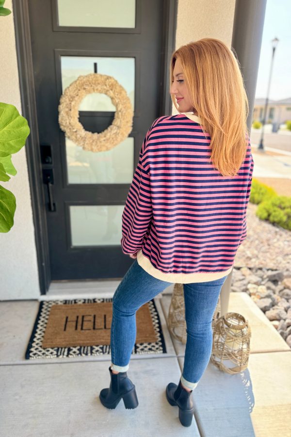 Best Selling Larson Contrast Pullover in Pink Navy Fashion - Image 2