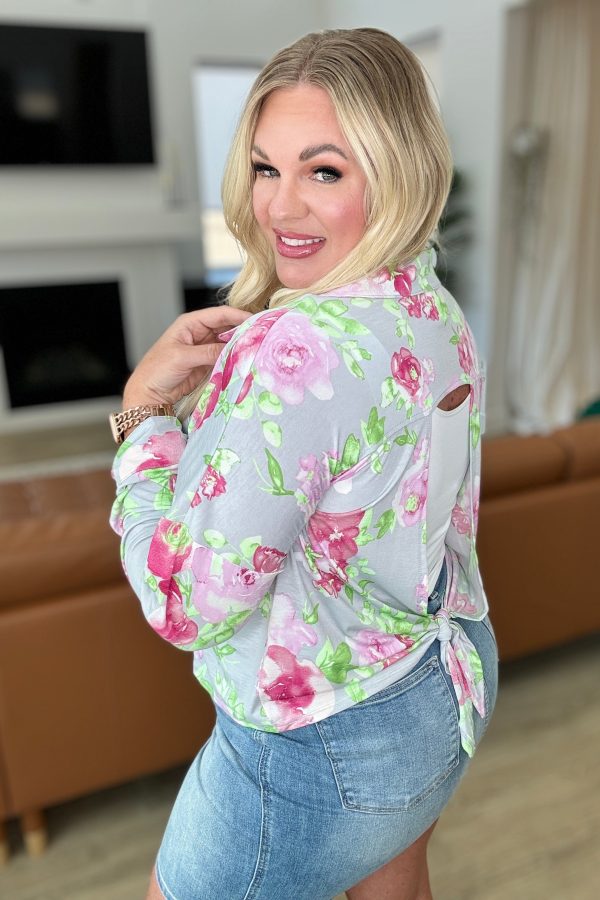 Thinking On It Open Back Floral Top For Cheap - Image 5