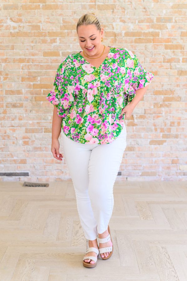 Florence V-Neck Statement Top in Kelly Green Online Sale - Image 2