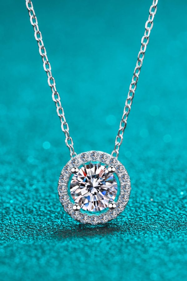1 Carat Moissanite Round Pendant Chain Necklace For Sale - Image 3