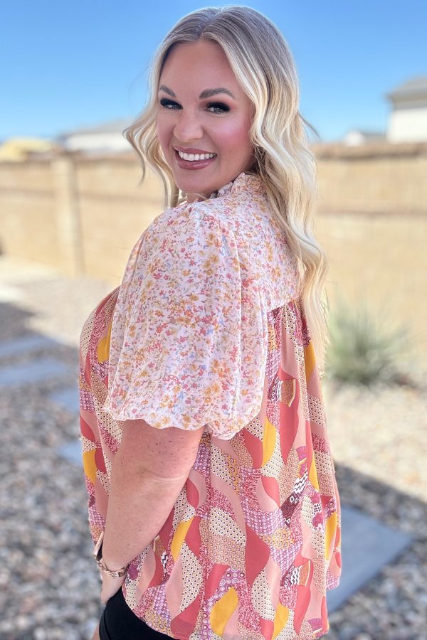 Day Dreamer Mixed Floral Top in Mauve on Sale - Image 3